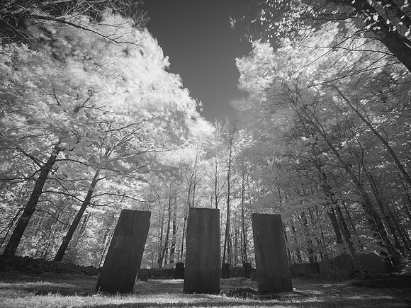 3 Gravestones, 2018