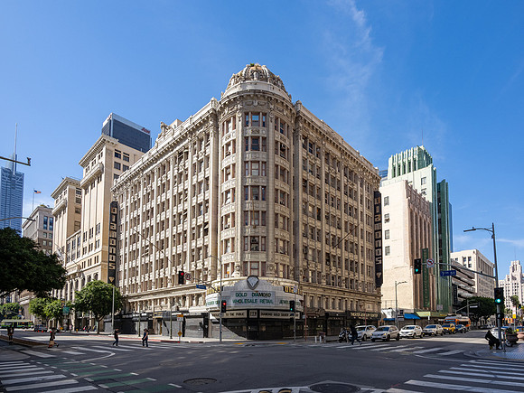 Werner Bros. Theatre Building