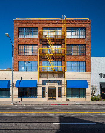 6161 Santa Monica Blvd